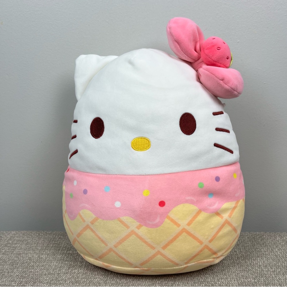 Squishmallow Plush Sanrio 12" Hello Kitty Strawberry Ice Cream Waffle Kawaii
